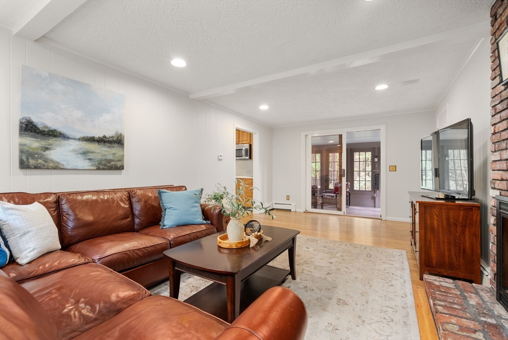 11 Barnet Road, Sudbury, MA Photo #7