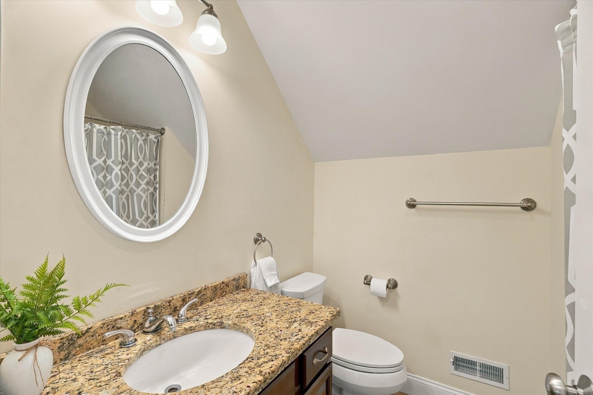 34 School St #34, Haverhill, MA, 34 School St #34, Haverhill, MA Photo #27