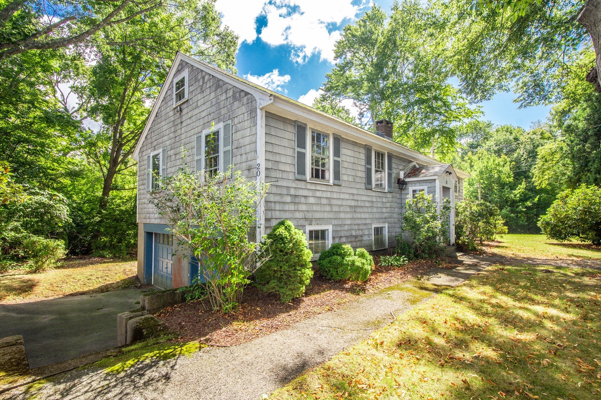 20 Tyler Rd, Beverly, MA Photo #2