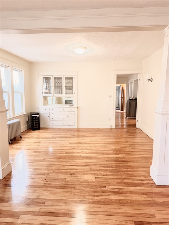 52 Fairfax Rd 1