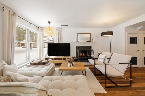 Photo of 8 Blueberry Ct #8, Rockland, MA 02370 (MLS # 73478475)