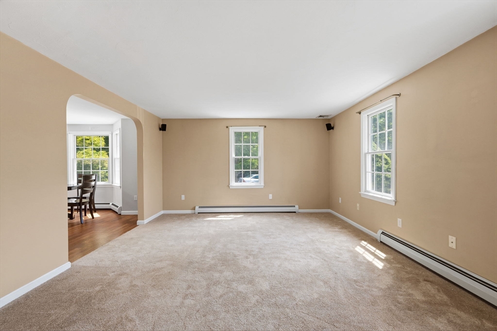 618-620 High Street, Bridgewater, MA, 618-620 High Street, Bridgewater, MA Photo #4