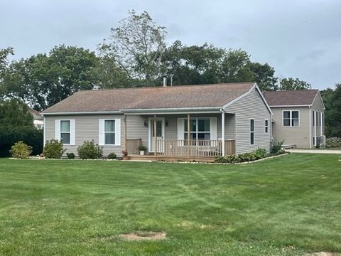 Photo of 53-E Cummings Lane #WINTER RENT, Westport, MA 02790 (MLS # 73448335) Photo of 53-E Cummings Lane #WINTER RENT, Westport, MA 02790 (MLS # 73448335)