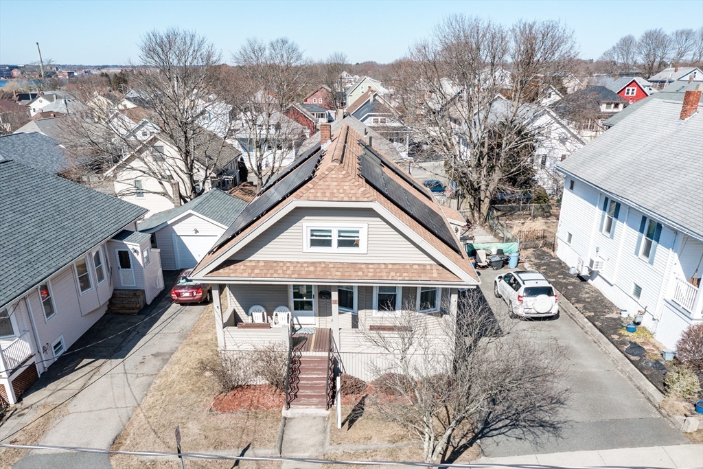 18 Deane St