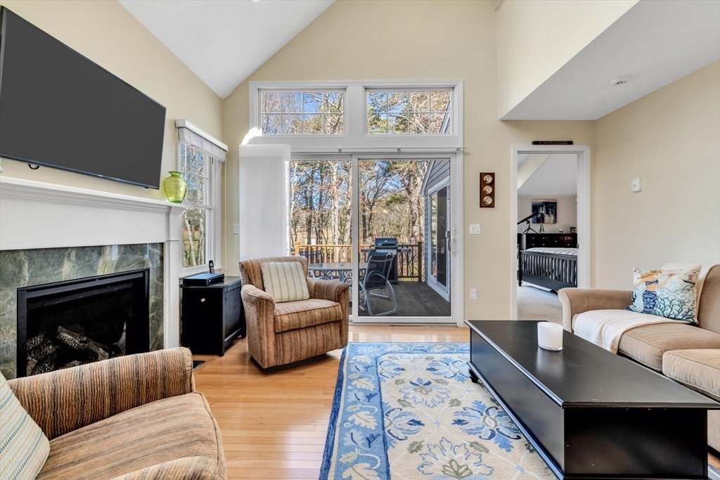 Mashpee, Massachusetts 02649, United States, 2 Bedrooms Bedrooms, ,4 BathroomsBathrooms,Residential,Active,95635