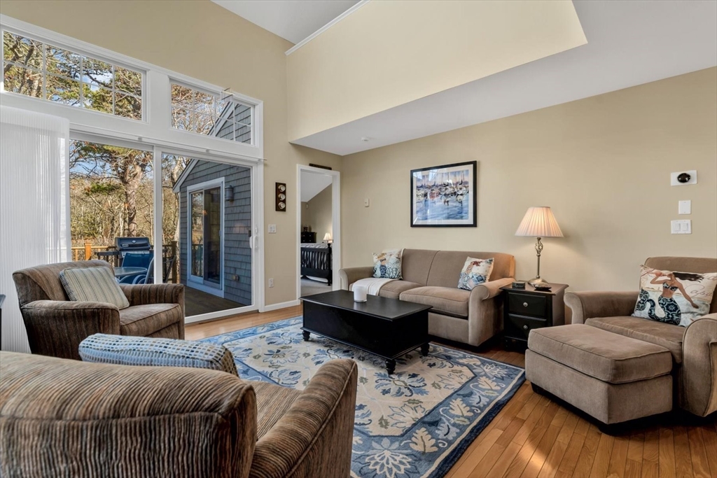 Mashpee, Massachusetts 02649, United States, 2 Bedrooms Bedrooms, ,4 BathroomsBathrooms,Residential,Active,95635