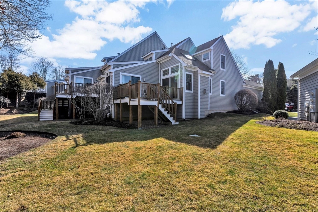 Mashpee, Massachusetts 02649, United States, 2 Bedrooms Bedrooms, ,4 BathroomsBathrooms,Residential,Active,95635