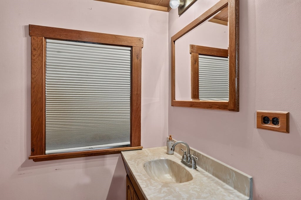 136 Barton RD #136, Stow, MA, 136 Barton RD #136, Stow, MA Photo #17