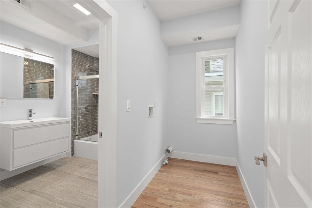 29 Rosemary St 3