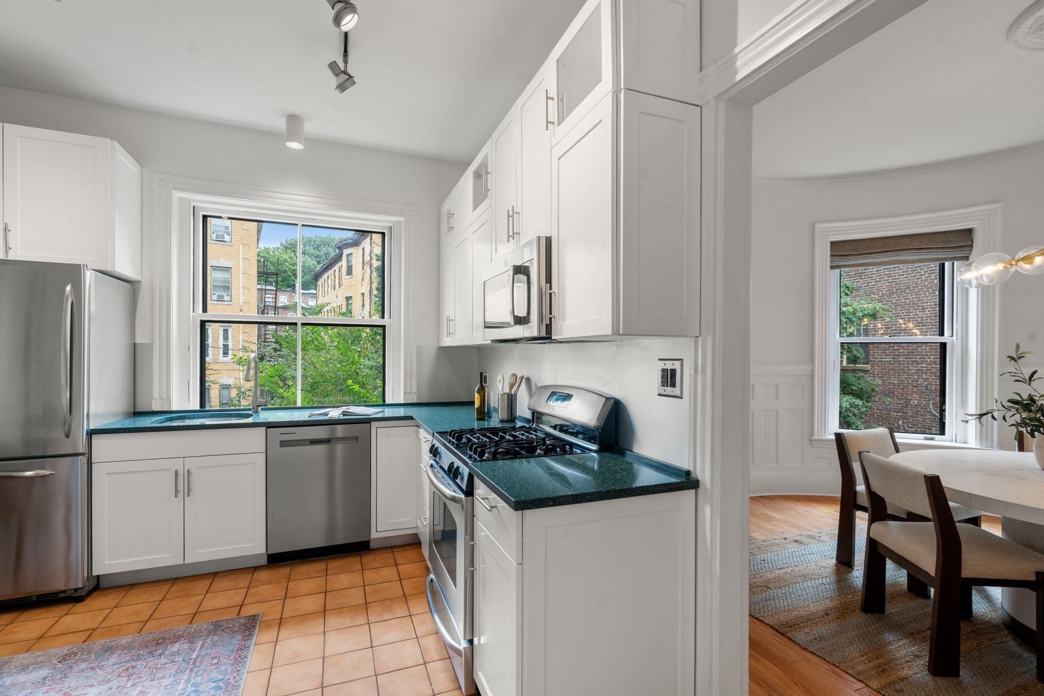 465 Washington St #1, Brookline, MA Photo #17