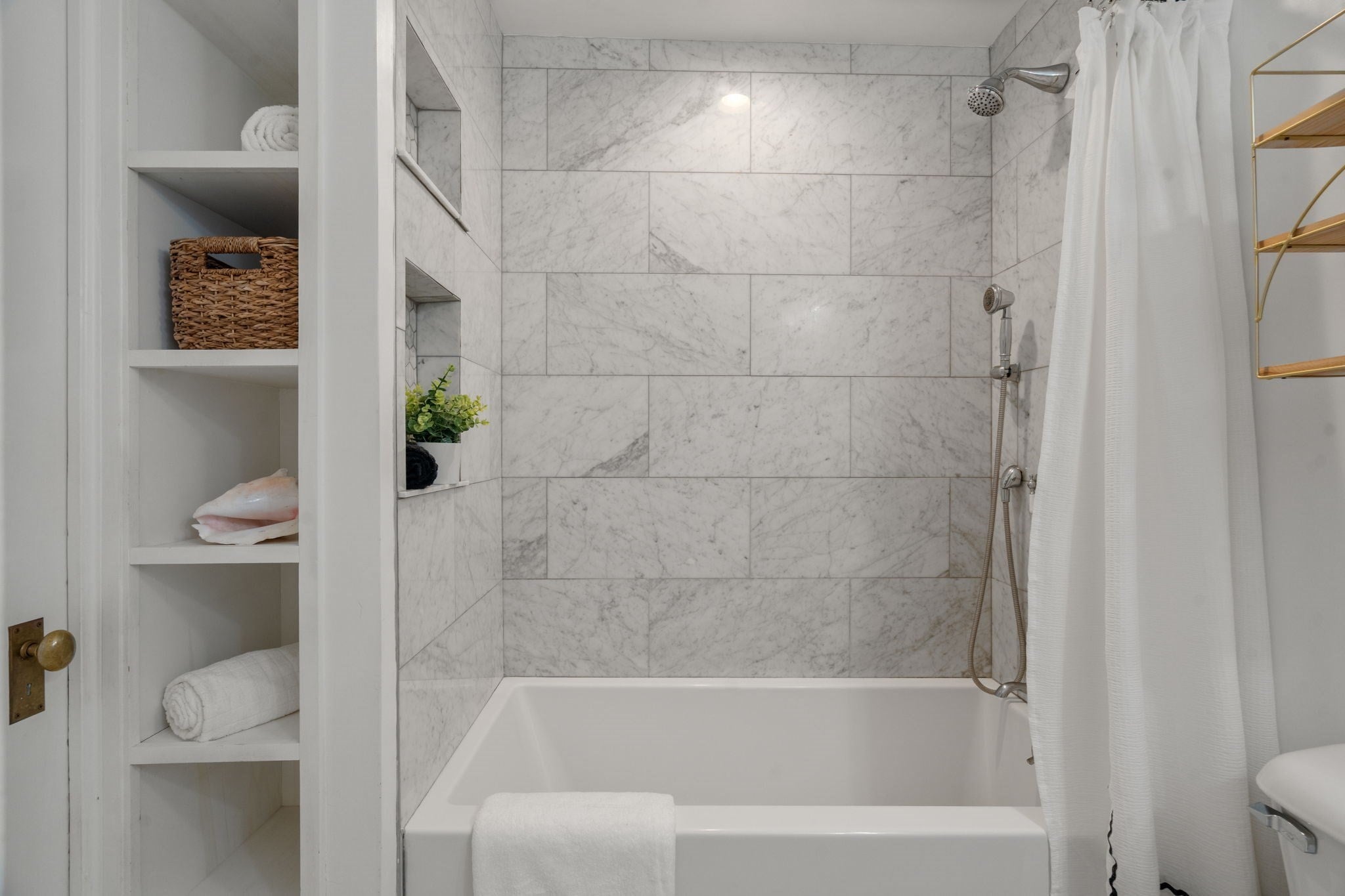 465 Washington St #1, Brookline, MA Photo #9