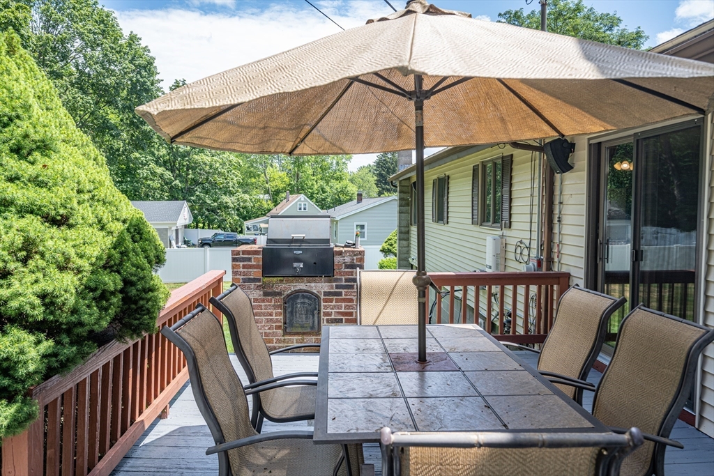 47 Oriole Dr