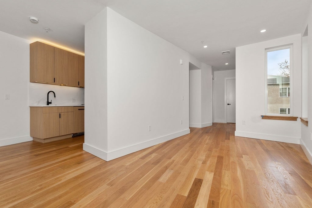 58 Kent ST #U304, Brookline, MA, 58 Kent ST #U304, Brookline, MA Photo #7