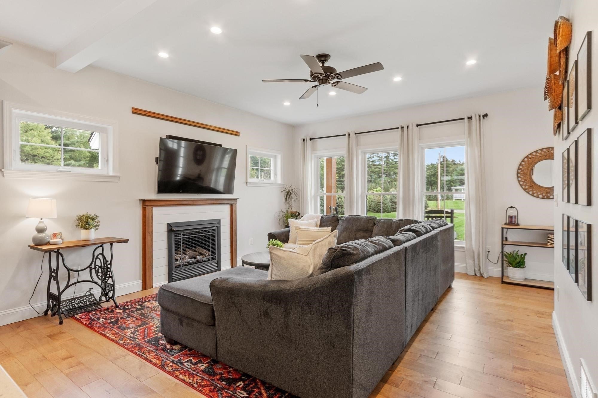 837 New West Townsend Rd, Fitchburg, MA, 837 New West Townsend Rd, Fitchburg, MA Photo #8