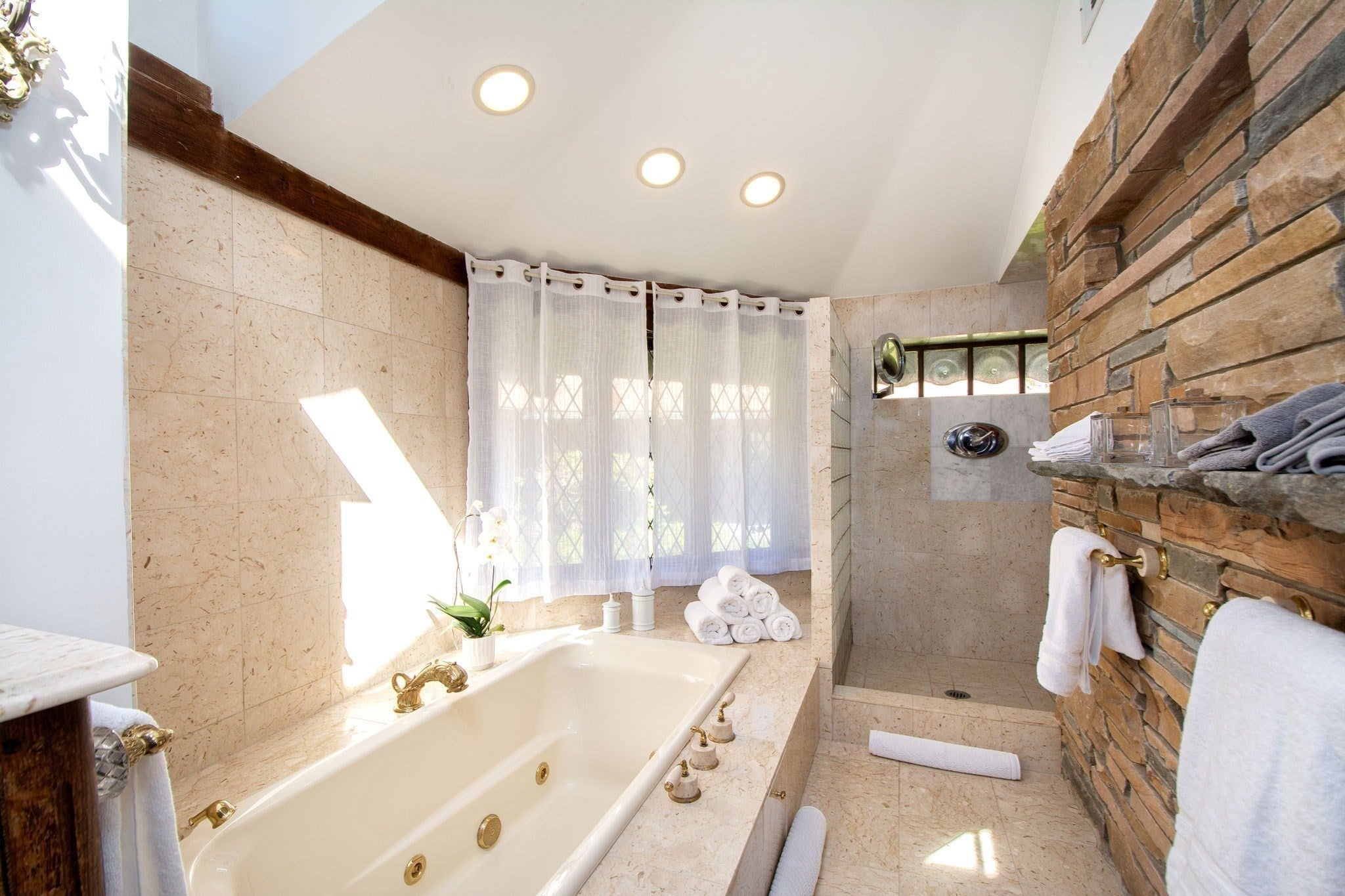 19 Hobart Lane #1, Cohasset, MA Photo #27