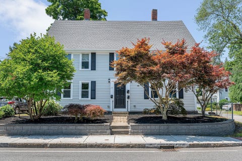 Photo of 13 Hamilton St, Framingham, MA 01701 (MLS # 73544925)