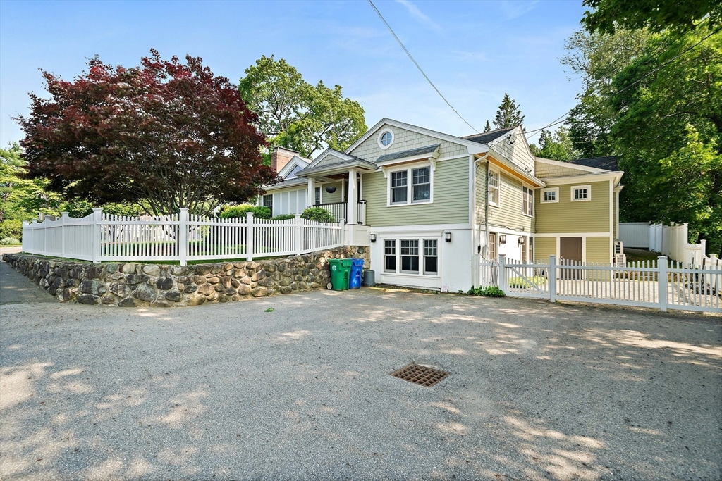 141 Cornell St