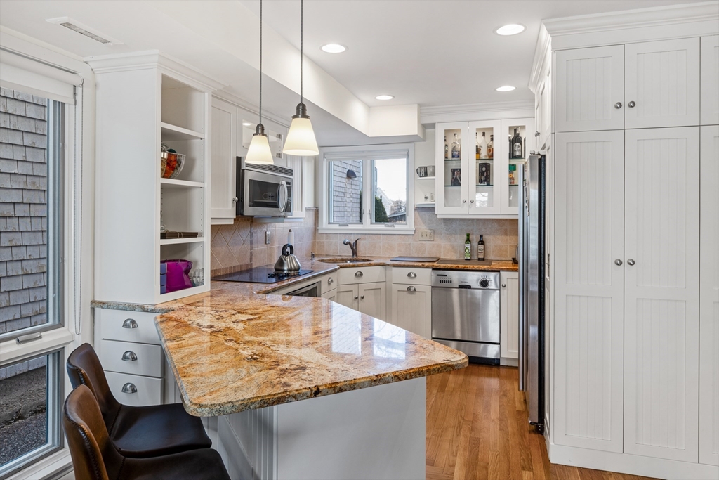 55 Brackett Pl B