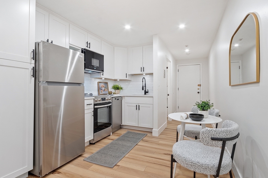 7 Wildwood St 3