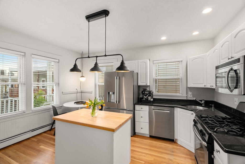 443 E 7th ST #3, Boston, MA Photo #6
