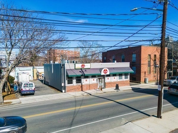 48-49-49A Lowell St