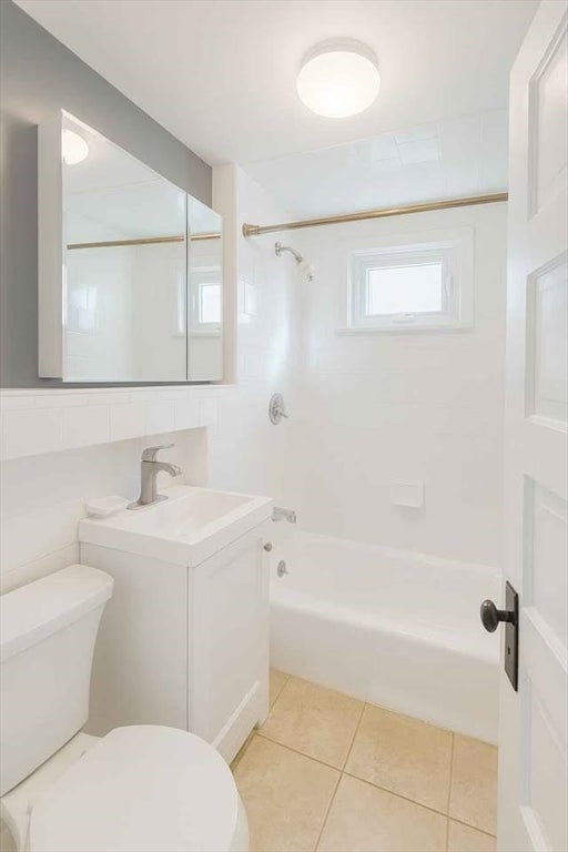 87 Undine Ave #1, Winthrop, MA, 87 Undine Ave #1, Winthrop, MA Photo #4