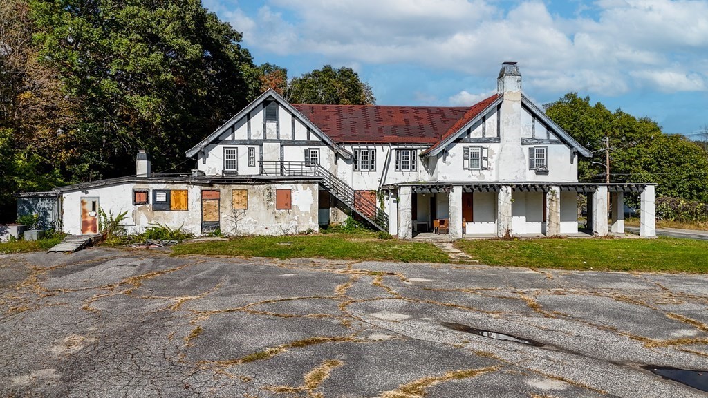 240 Worcester Road