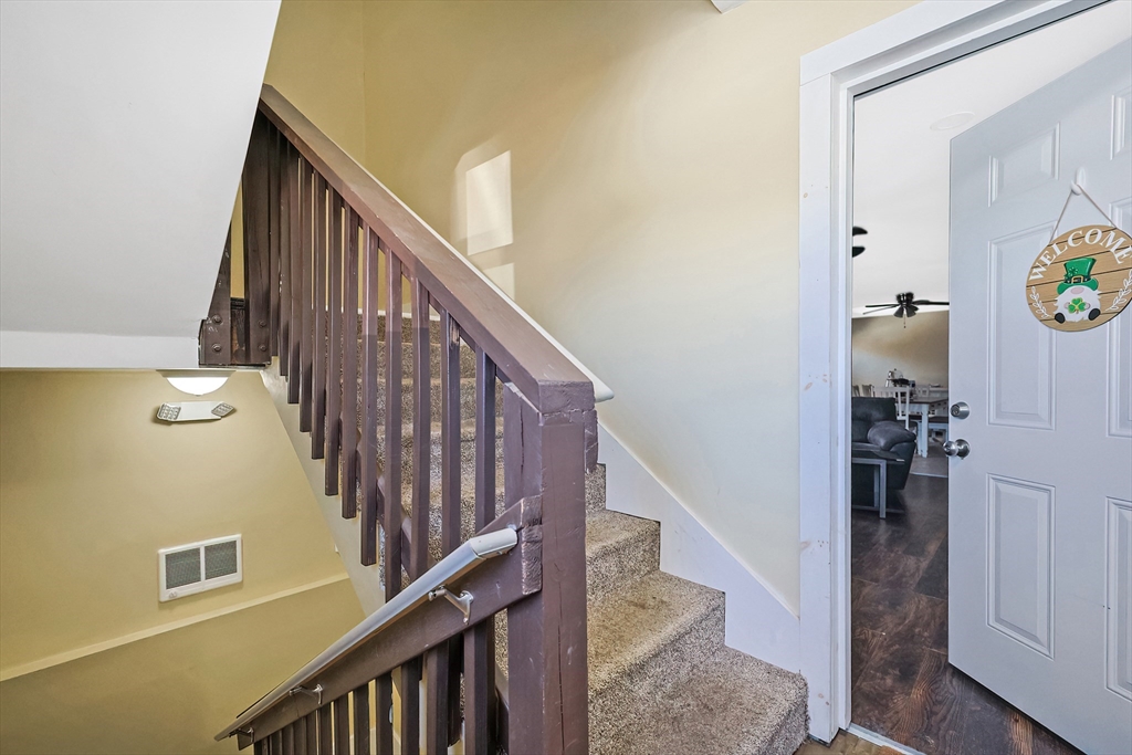 Marlborough, Massachusetts 01752, United States, 4 Bedrooms Bedrooms, ,5 BathroomsBathrooms,Residential,Active,86272