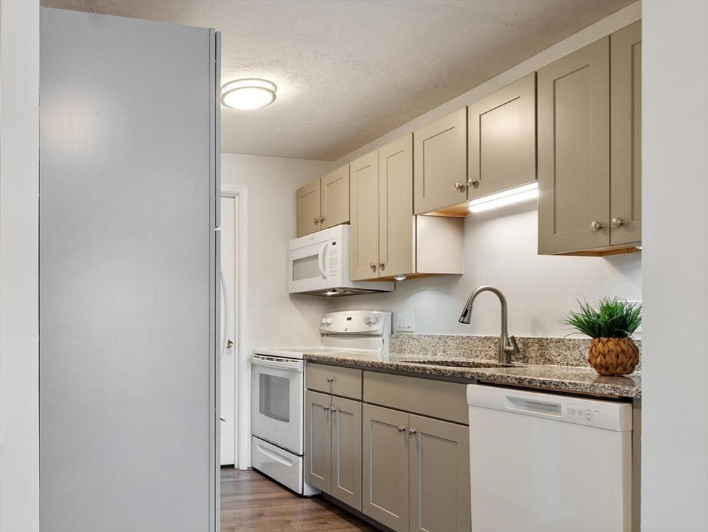 1205 Grafton St 26 - Photo 4