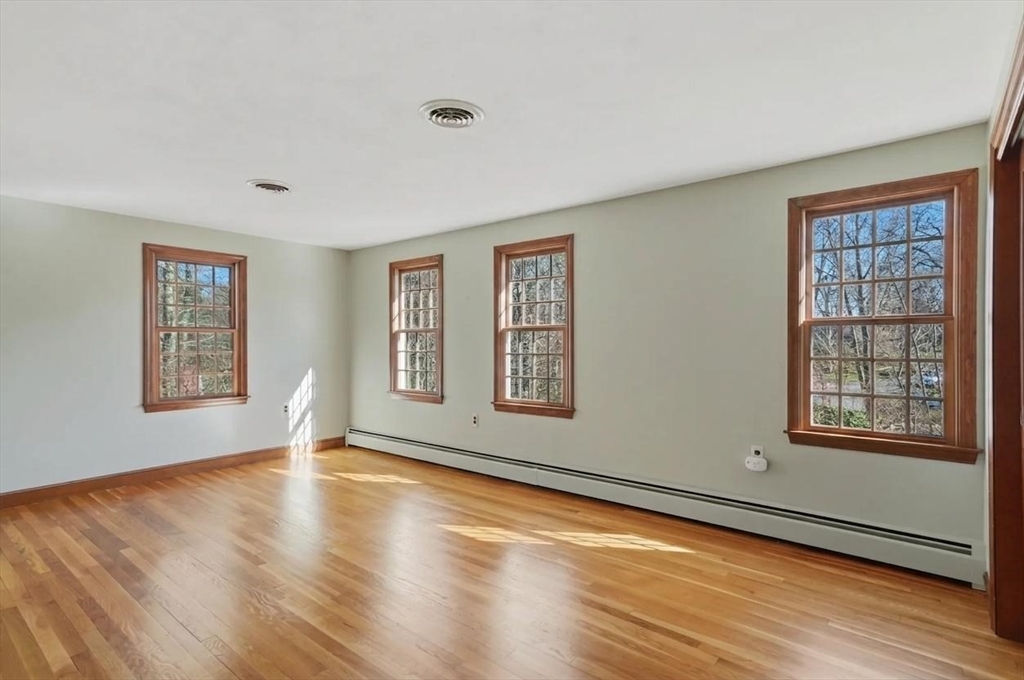 21 Greentree Lane, Newbury, MA Photo #22