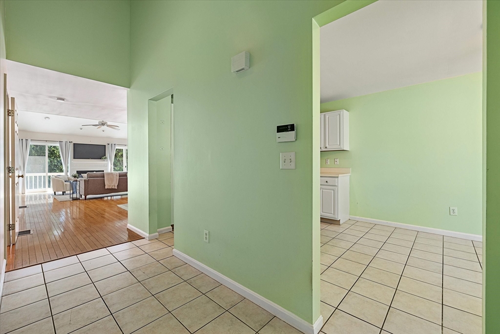 9 Edward Drive 9