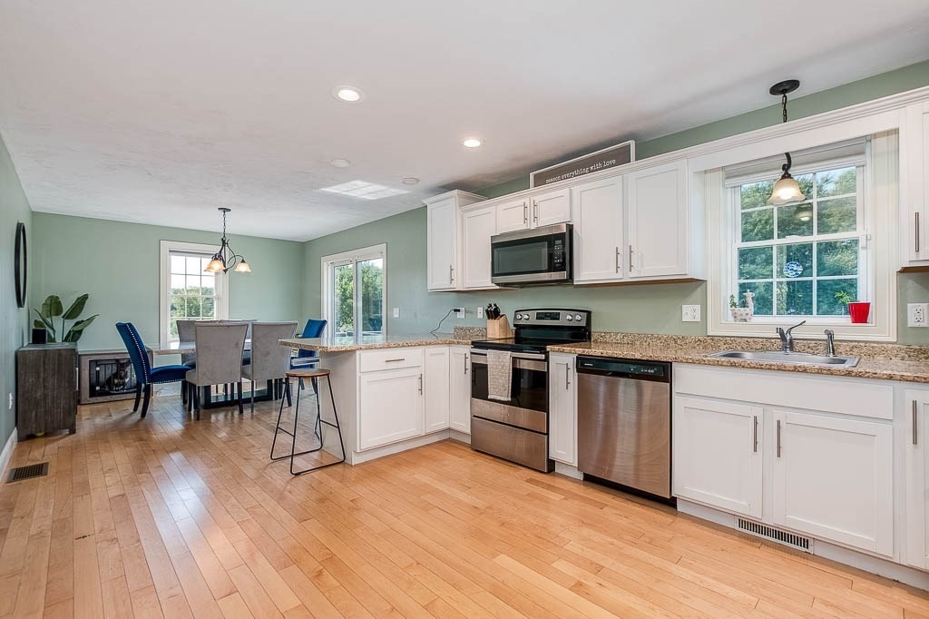 5 Shamrock Ln.