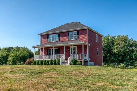 5 Shamrock Ln. Lakeville MA 02347