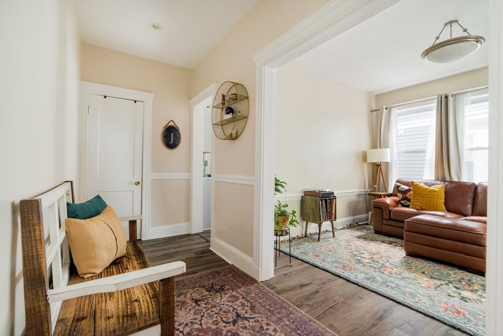 11 Sedgwick Street 8