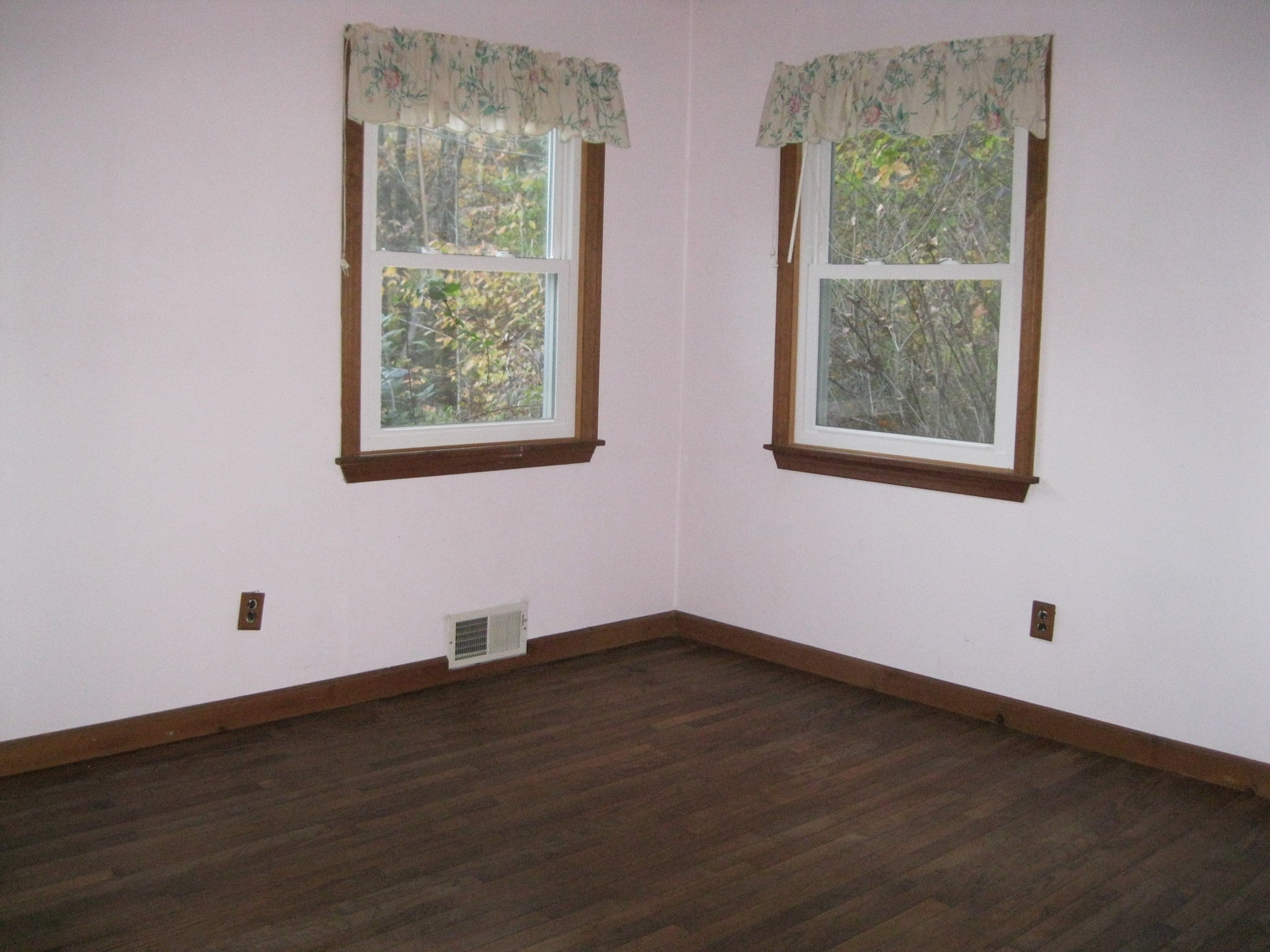 47 Lyon Hill Rd, Chester, MA Photo #9