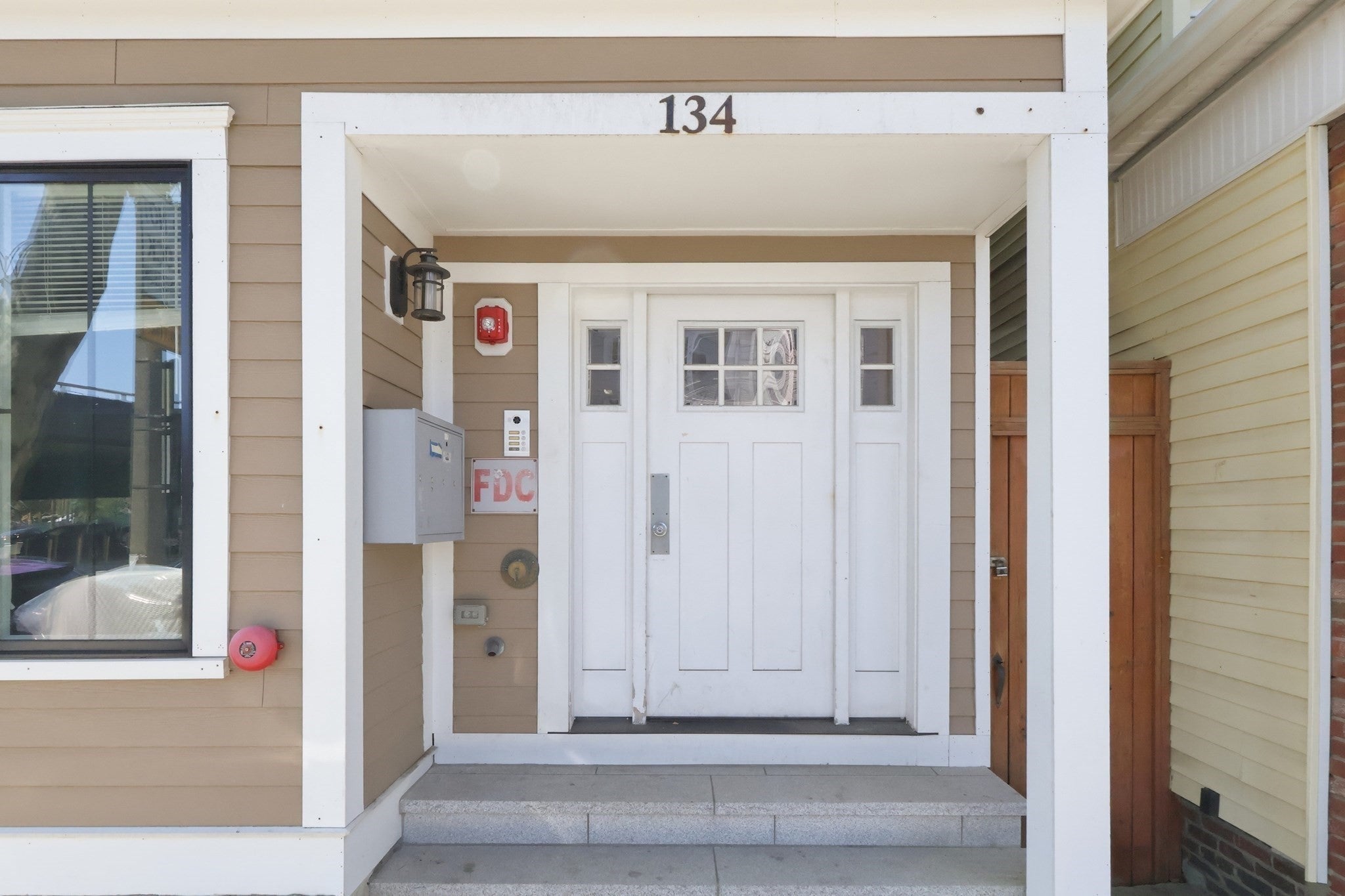 134 Chelsea St #2, Boston, MA Photo #1