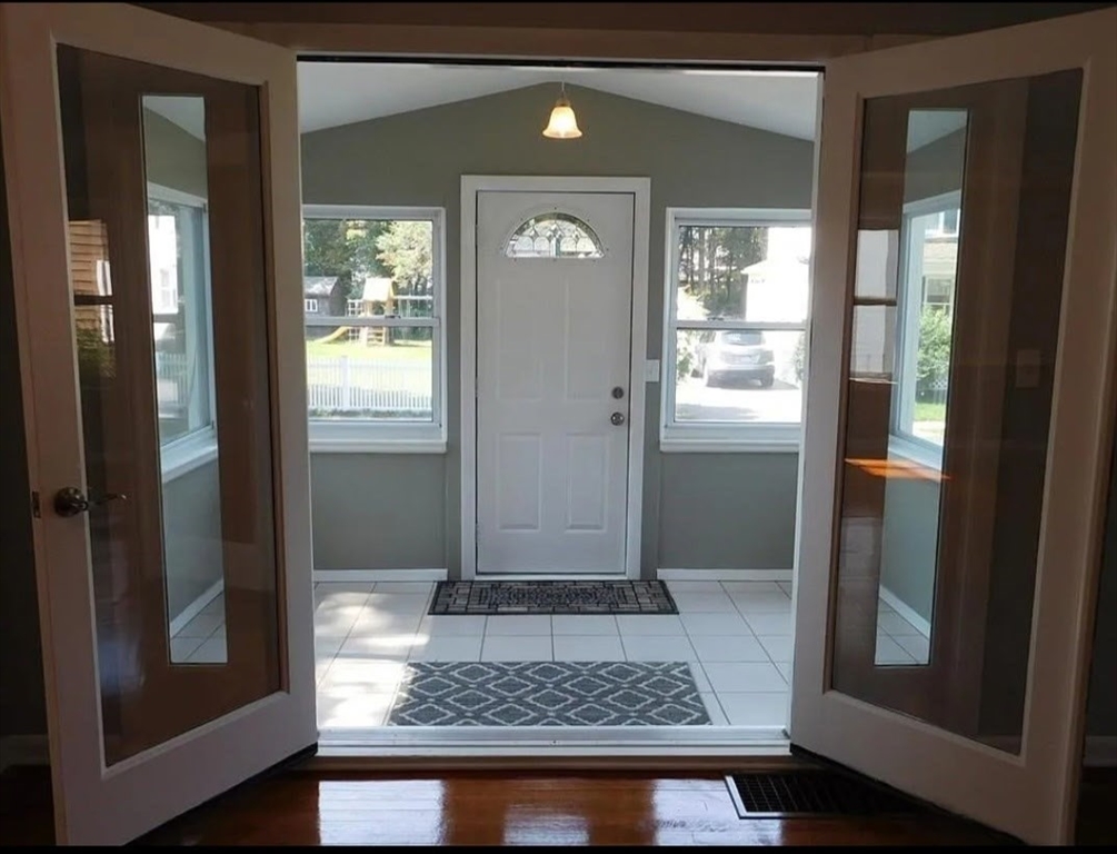 3 Winnegance Ave