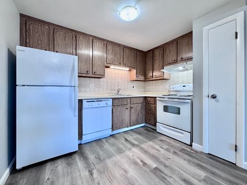 Photo of 17 Old Colony Ln #10, Arlington, MA 02476 (MLS # 73494846)