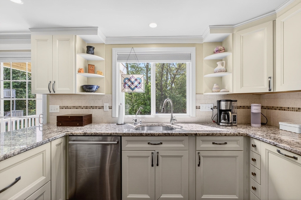 27 Jefferey Ln 27