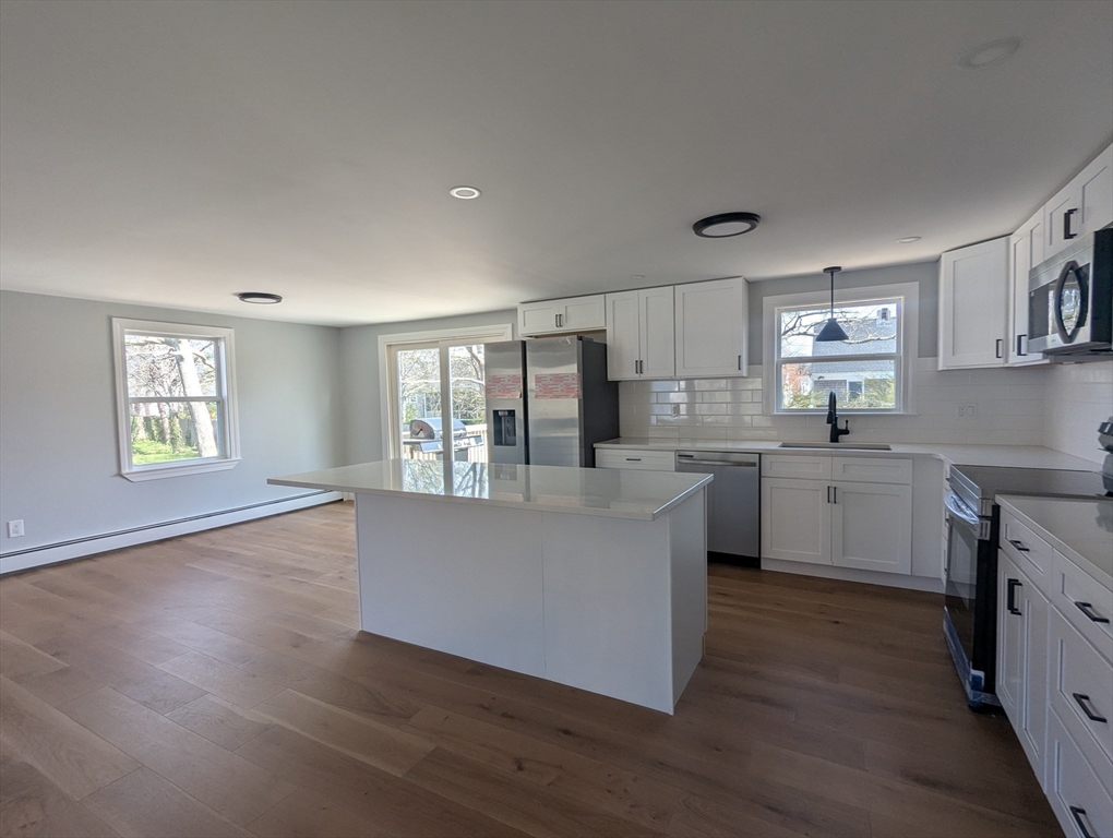 49 Captain Besse Rd