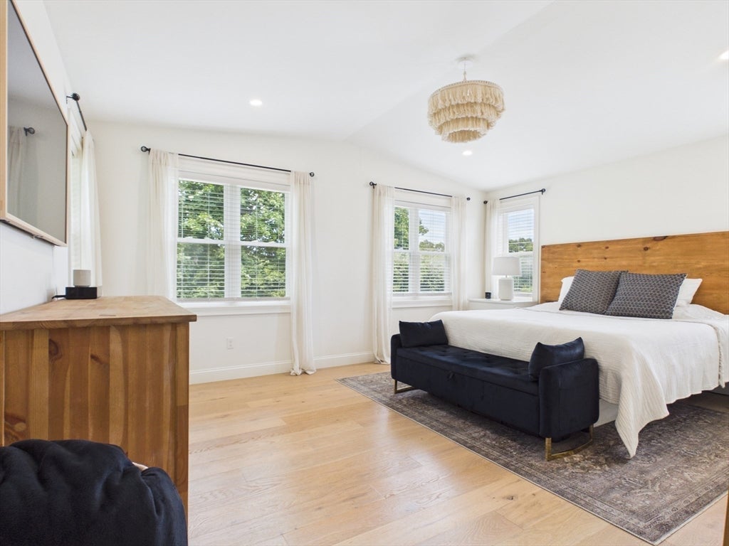 36 Bellevue Ave, North Smithfield, RI Photo #19