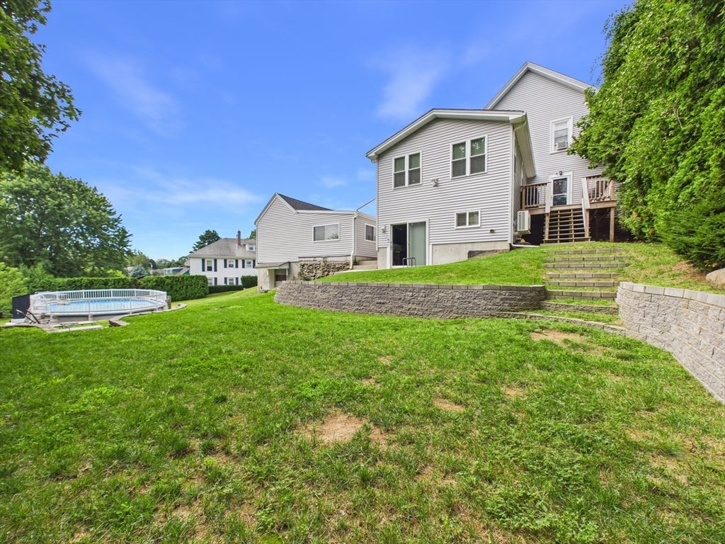 36 Bellevue Ave, North Smithfield, RI Photo #5