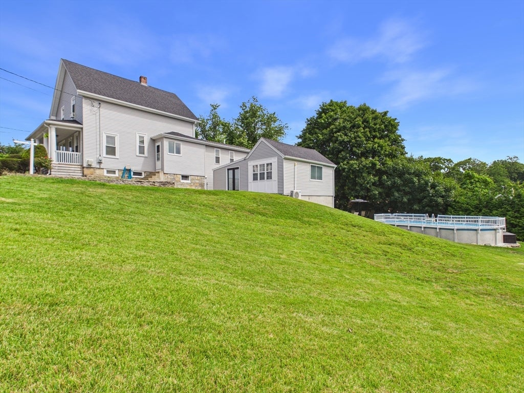 36 Bellevue Ave, North Smithfield, RI Photo #2