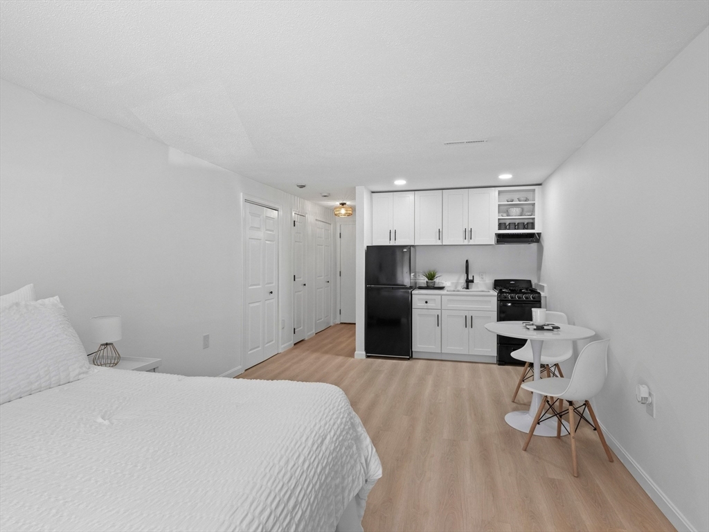 2 Greenbriar Dr 103