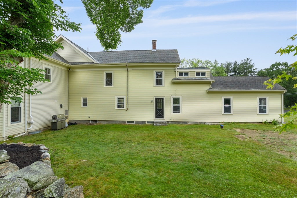 22 Old Lowell Rd