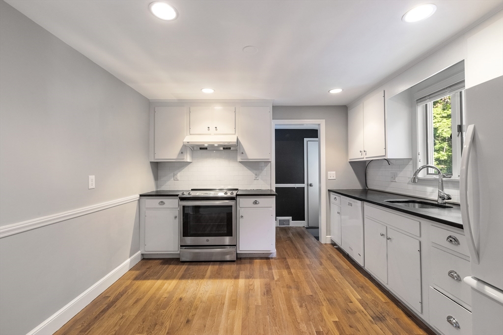 216 Claybrook Rd