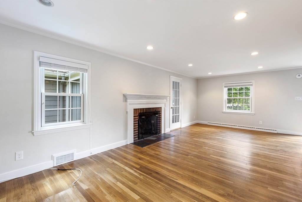 216 Claybrook Rd