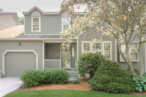 19 Spruce Pond Rd 19 Franklin MA 02038