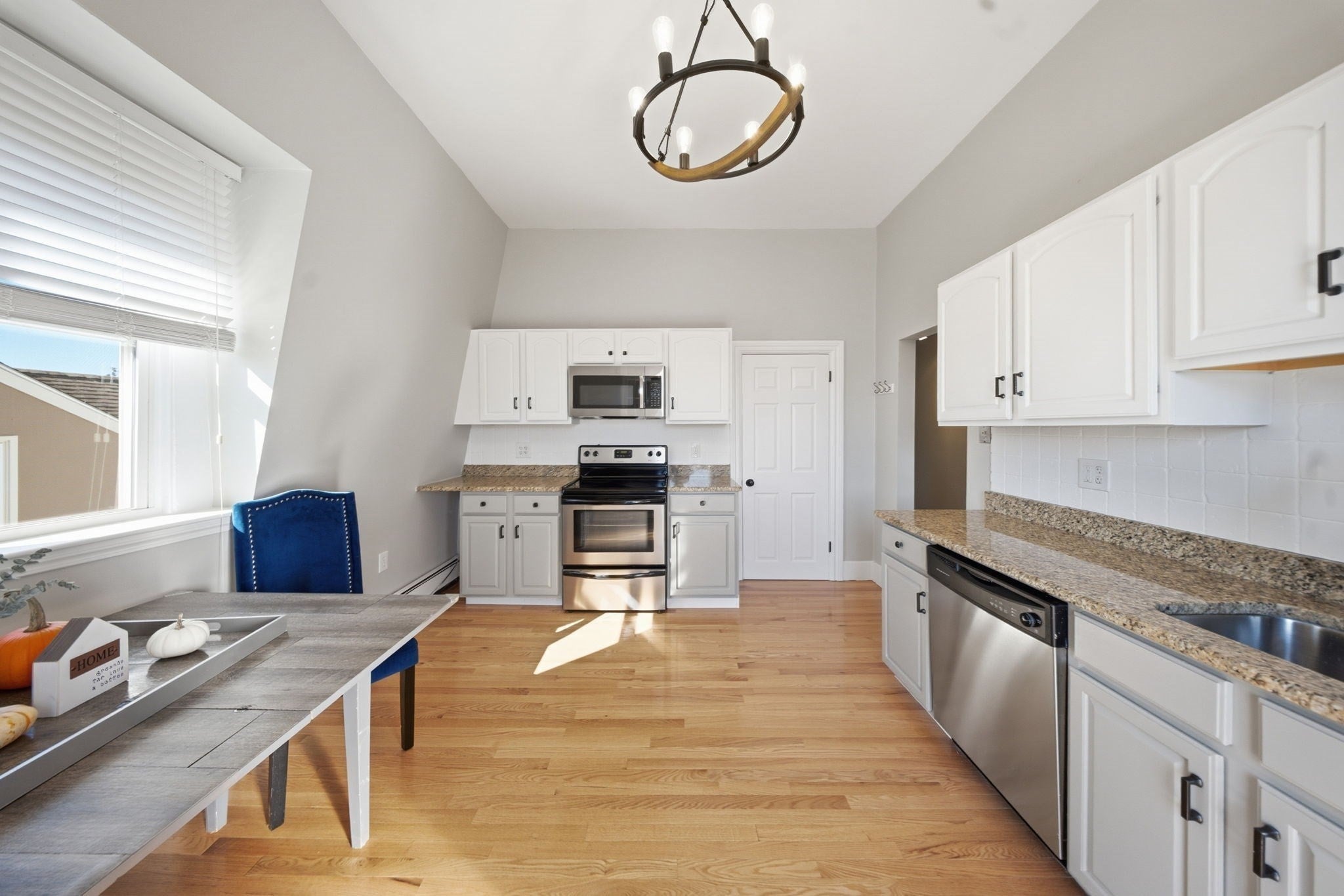26 Lincoln St 6