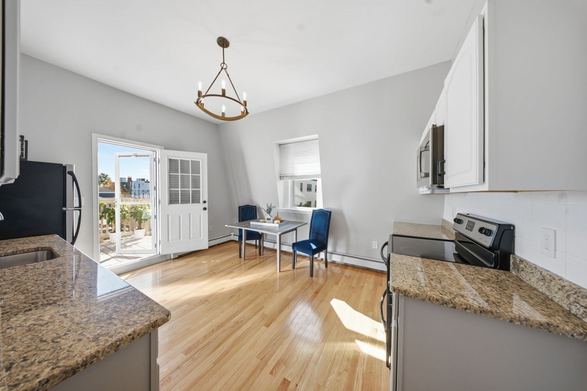 26 Lincoln St 6